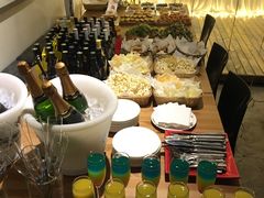 -脚下咖啡·CHILL酒馆(灵光东巷店)