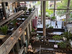 -ROAST coffee & eatery