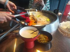 -辣伍鲜毛肚老火锅(元一店)