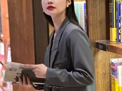 -半山书局(新世纪商城店)