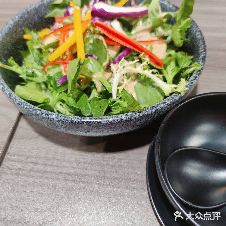 有鱼有米的生活也太幸福了 很适合本地人的口味