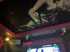 -UK派对KTV(日月广场店)