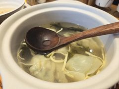 -馋三尺蟹粉小笼(人民广场店)