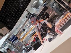 -肯德基(春申店)