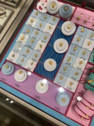 -周大福CHOW TAI FOOK(长寿路189弄购物中心店)