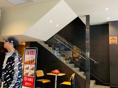 -汉堡王(EAC欧美中心店)