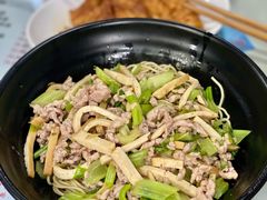 芹菜香干肉丝-老地方面馆(思南路店)