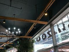 -Who乎coffee&bar