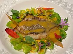 -弦月窗LUNETTE BY AMANDA(复兴路店)