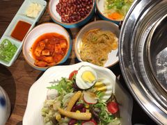 精品小菜-明洞阿姨·韩式酱蟹烤肉·创意料理(三元桥店)