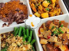 -张太婆老妈蹄花川菜馆·中华餐饮老字号(望平街店)