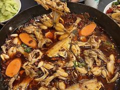 -鸿顺老铁锅美蛙鱼府(解放碑店)