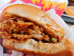 -麦当劳(得来速车道点餐 五里墩店)