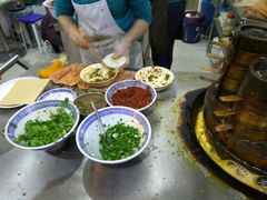 -曾笼笼牛肉饼