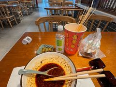 -老四川(T3航站楼F指廊店)