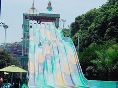 -平湖九龙山乐满地水上乐园