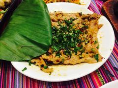 -香巴拉云南餐厅(华莱坞店)