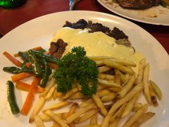 -Mai Mai Restaurant