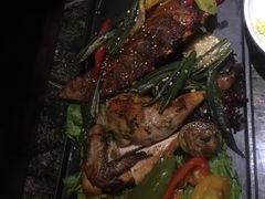 -山港凯悦酒店·BEBA海滩烧烤餐厅酒吧