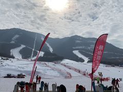 -鳌山滑雪度假区