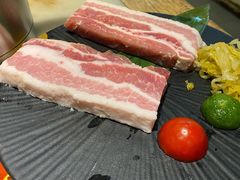 厚切五花肉-韩宫宴烤肉·料理(大宁国际店)