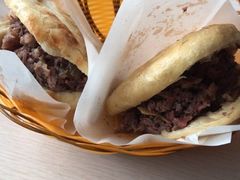 -闫家驴肉老店(华电一校店)
