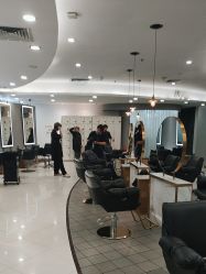-八佰伴8008星级形象店