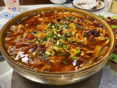 -乡土特色.冷锅鱼.牦牛肉汤锅