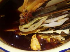 -拈签一笑黄牛肉辣卤串串