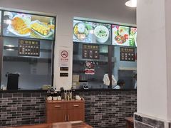 -禾诗夜市大饼油条(松江店)