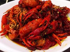 -扒虾小妹儿麻辣海鲜(宏图街店)