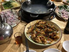 -龙回山庄