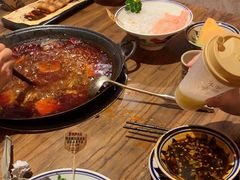 -旧街市鲜货老火锅(大光路店)