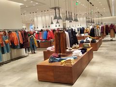 -URBAN REVIVO(西安Momopark店)
