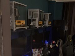 -粤塔x电竞酒店(深圳龙华大浪后浪新天地店)