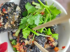 -黑色经典臭豆腐·湖南特产(步行街店)