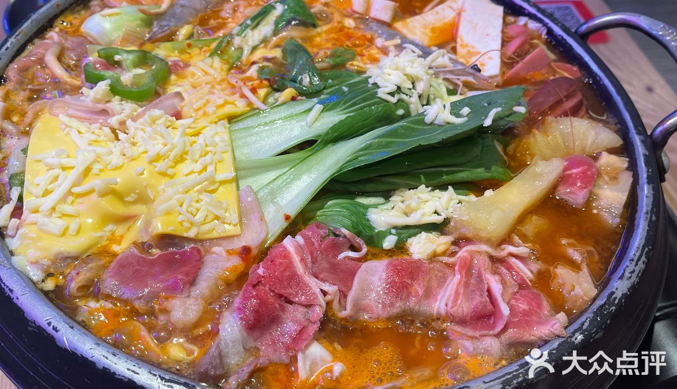 天冷了适合吃韩式火锅啦[调皮]