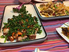 -香巴拉云南餐厅(华莱坞店)