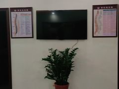 -张钰强中医正骨推拿连锁(唐家人才公寓店)
