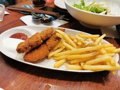 -玛格萝妮比萨屋(四平店)