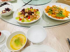 -上海龙之梦万丽酒店