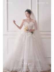 -雪中彩影婚纱摄影·微光艺术中心