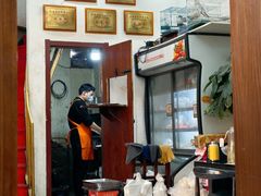 -清真磊磊烧烤老店(饮虎池街34号店)