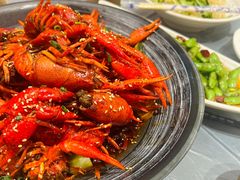 -肥肥虾庄·金牌油焖大虾(东湖欢乐谷店)