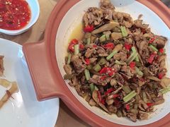 -陈大锅·岳阳鱼馆·地道岳阳菜(美食街店)