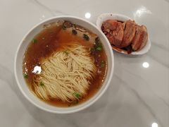 -老西白点心店