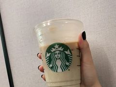 豆奶拿铁-星巴克(深圳世界金融中心店)