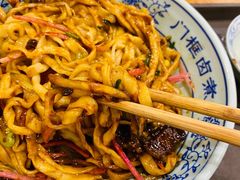 老北京炸酱面-门框胡同百年卤煮(新街口店)