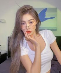 -东方美妍小鹏造型