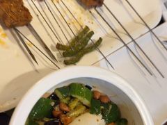 -三个大叔烤羊肉串·炭炉砂锅菜(西三旗店)